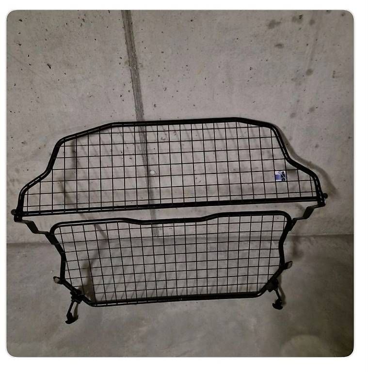 Gabbie, trasporto & Sicurezza: Hundegitter  – Usato da Riedholz venduto da SinaHelmut 1