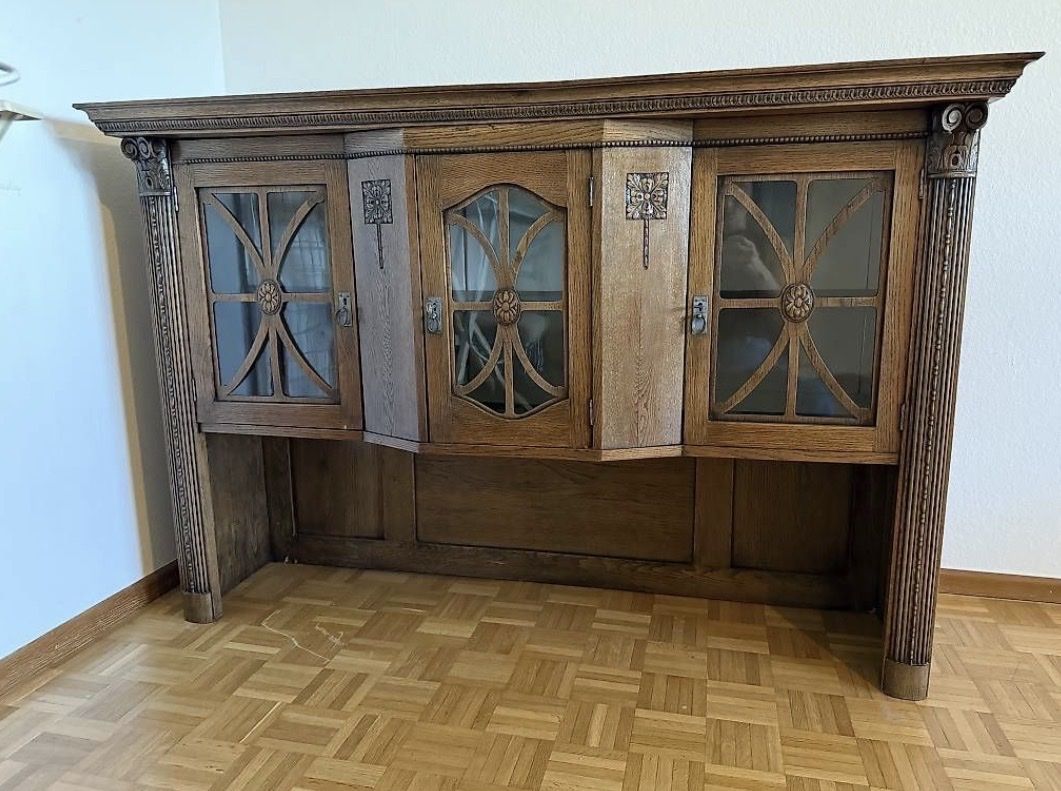 Vetrine: Antiker Buffet Aufsatz / Vitrine – Usato da Brugg AG venduto da Faint.Memory
