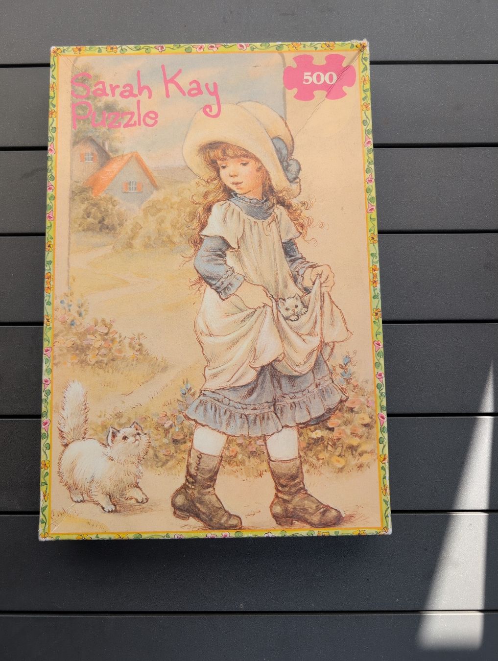 Puzzle: Puzzle Sarah Key, Sarah avec chat – Difettoso da Bussigny venduto da eme_y56y