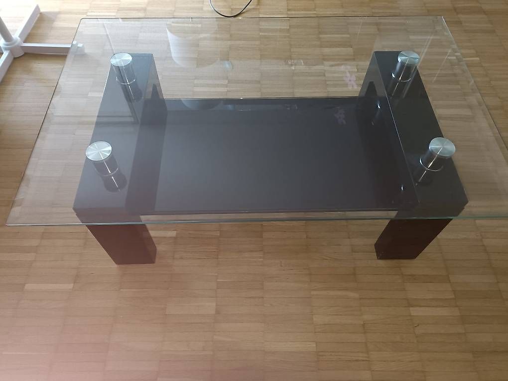 Tavoli: Glas Clubtisch  – Usato da Bellach venduto da Swisslady_1960