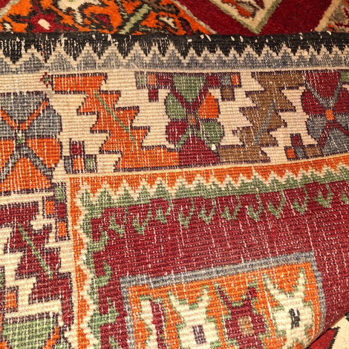 Teppiche: ORIENT TEPPICH MIT TOLLEN FARBMIX – Gebraucht aus spreitenbach von lumbalplatte 4