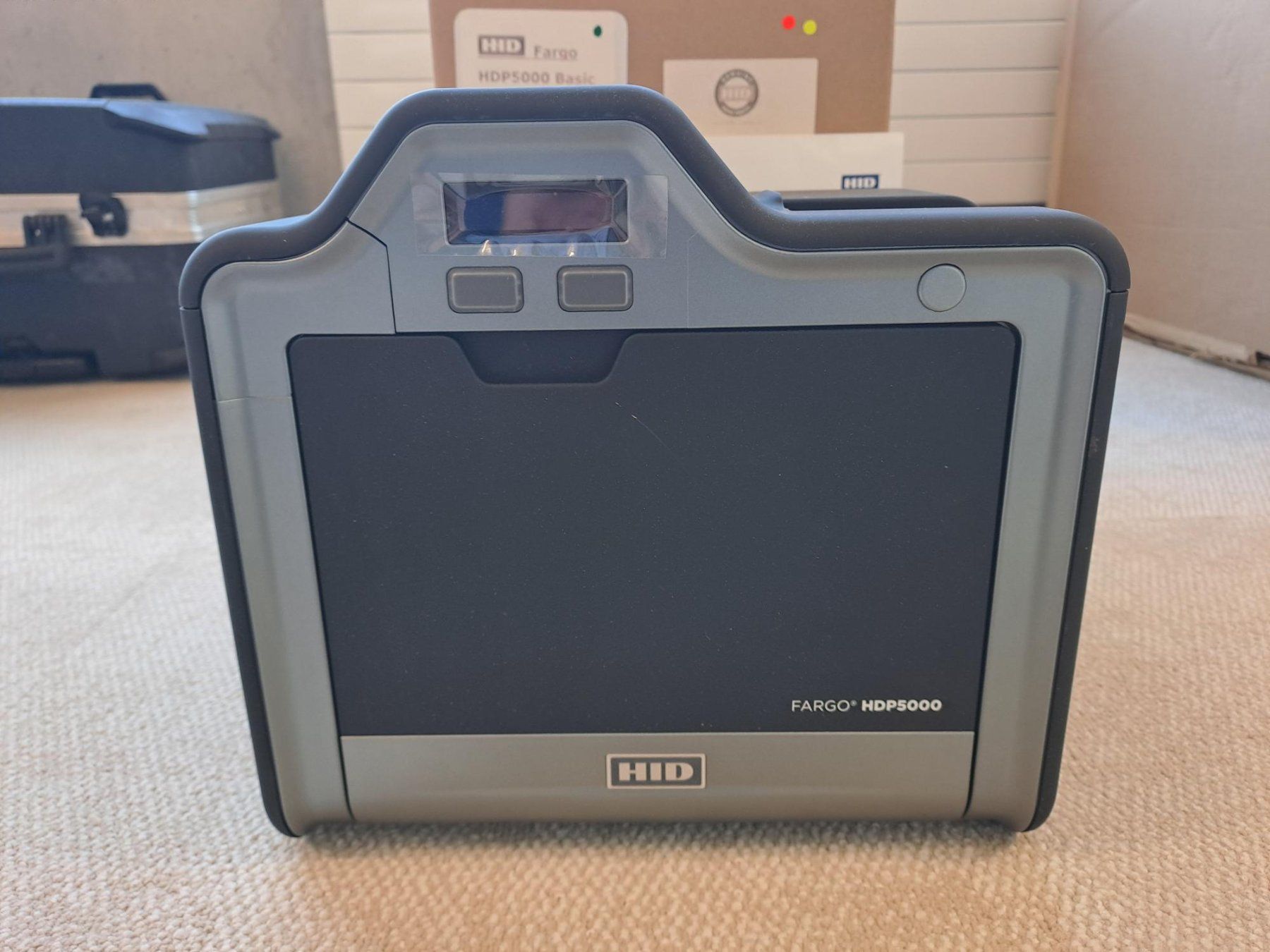 Stampanti: HID FARGO HDP5000 ID-Karten-Drucker – Nuovo e nell'imballaggio originale da Muttenz venduto da Convergint-Schweiz 1