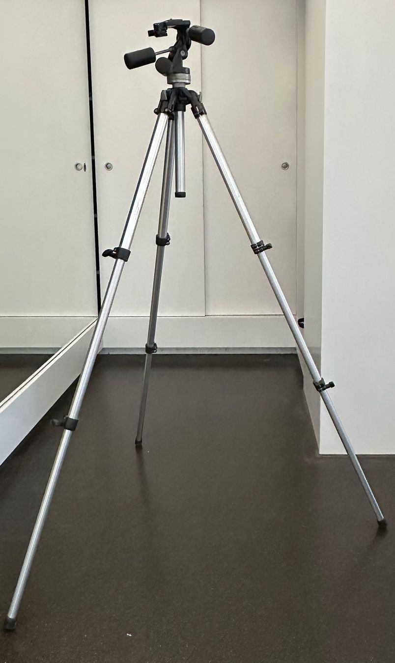 Manfrotto Stative & Stativköpfe: Manfrotto Stativ – Gebraucht aus Biel/Bienne von Elves22 2
