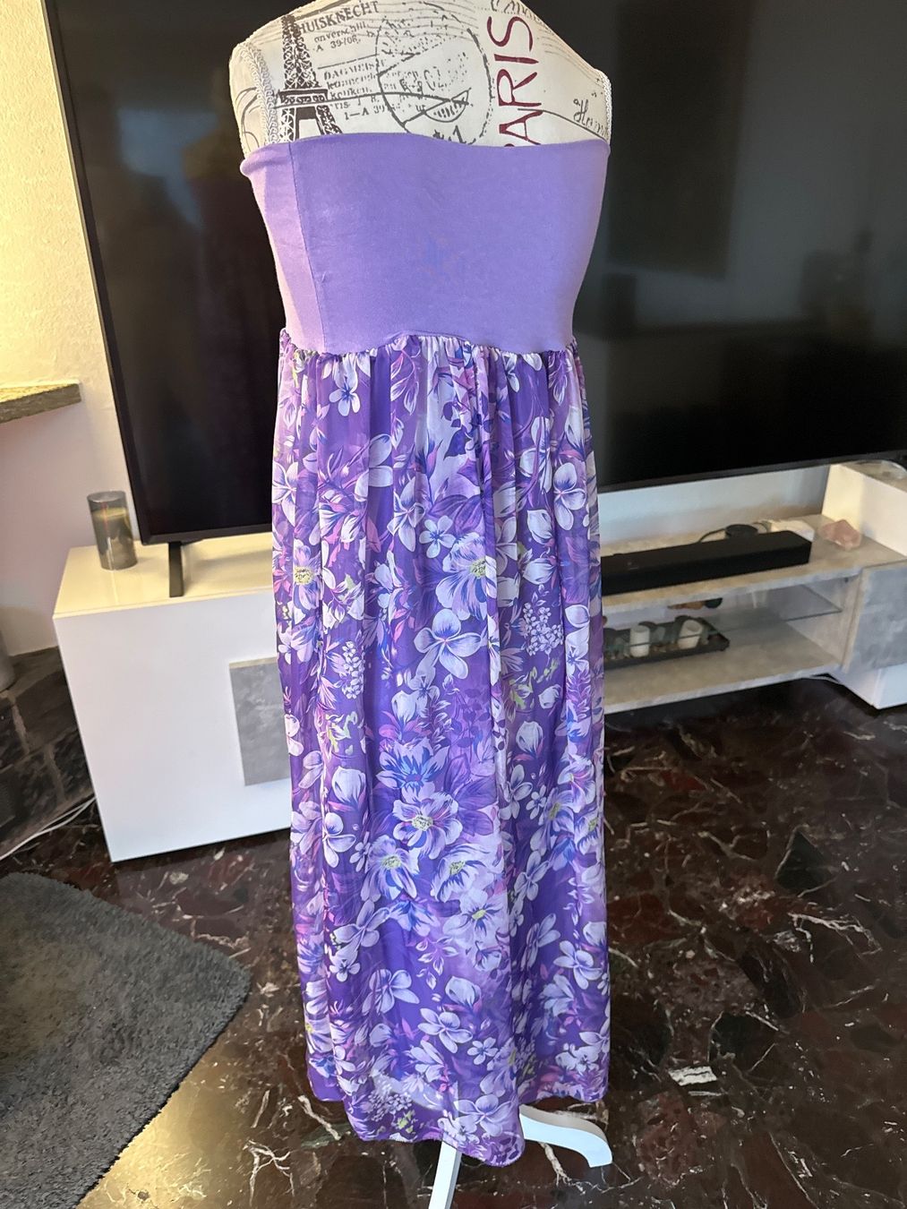 Vestiti: Kleid oder Rock Neu ( 1Size) – Nuovo e nell'imballaggio originale da Vezia venduto da sidu03 1
