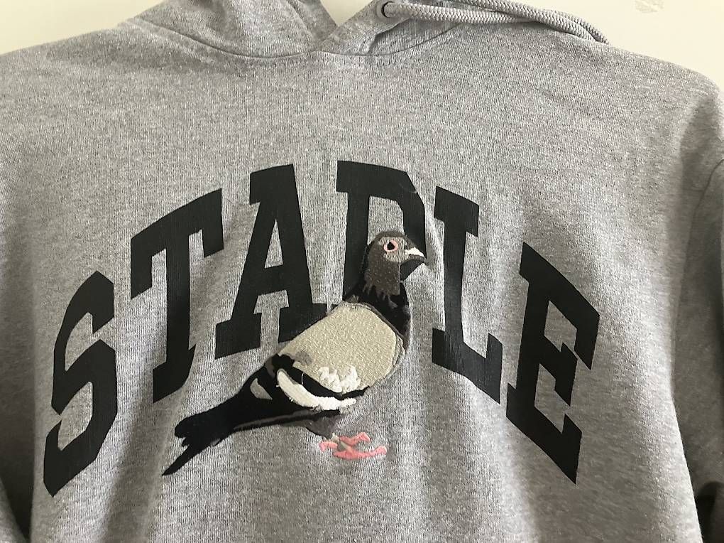 Maglioni & Felpe: Hoodie Staple – Usato da Bern venduto da SM.Z 1