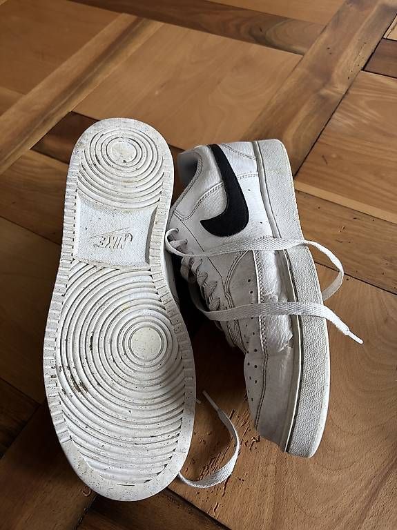 Scarpe da uomo: Nike Turnschuhe Gr. 44,5 – Usato da Zug venduto da Sienna78 2