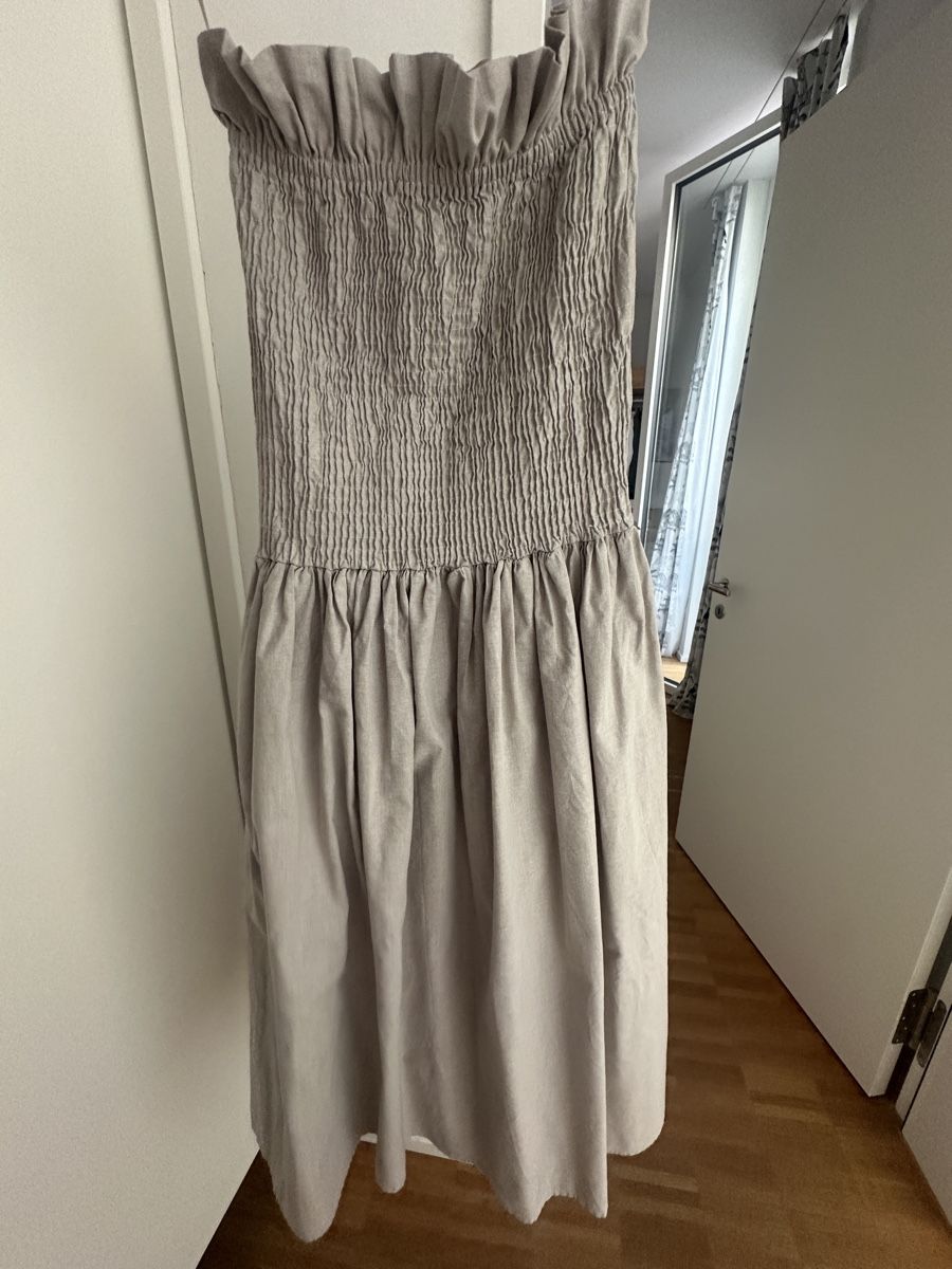 Lamarel Kleider: Lamarel Ruffled Dress – Gebraucht aus Zürich von Laui91 2