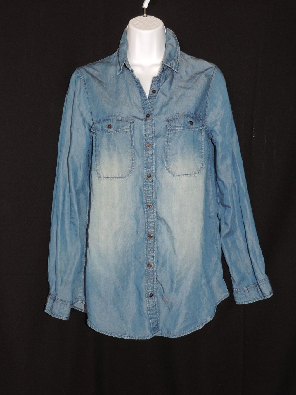 Camicette: chemise jeans bleue foncé – Usato da Genève venduto da Axelle333 2