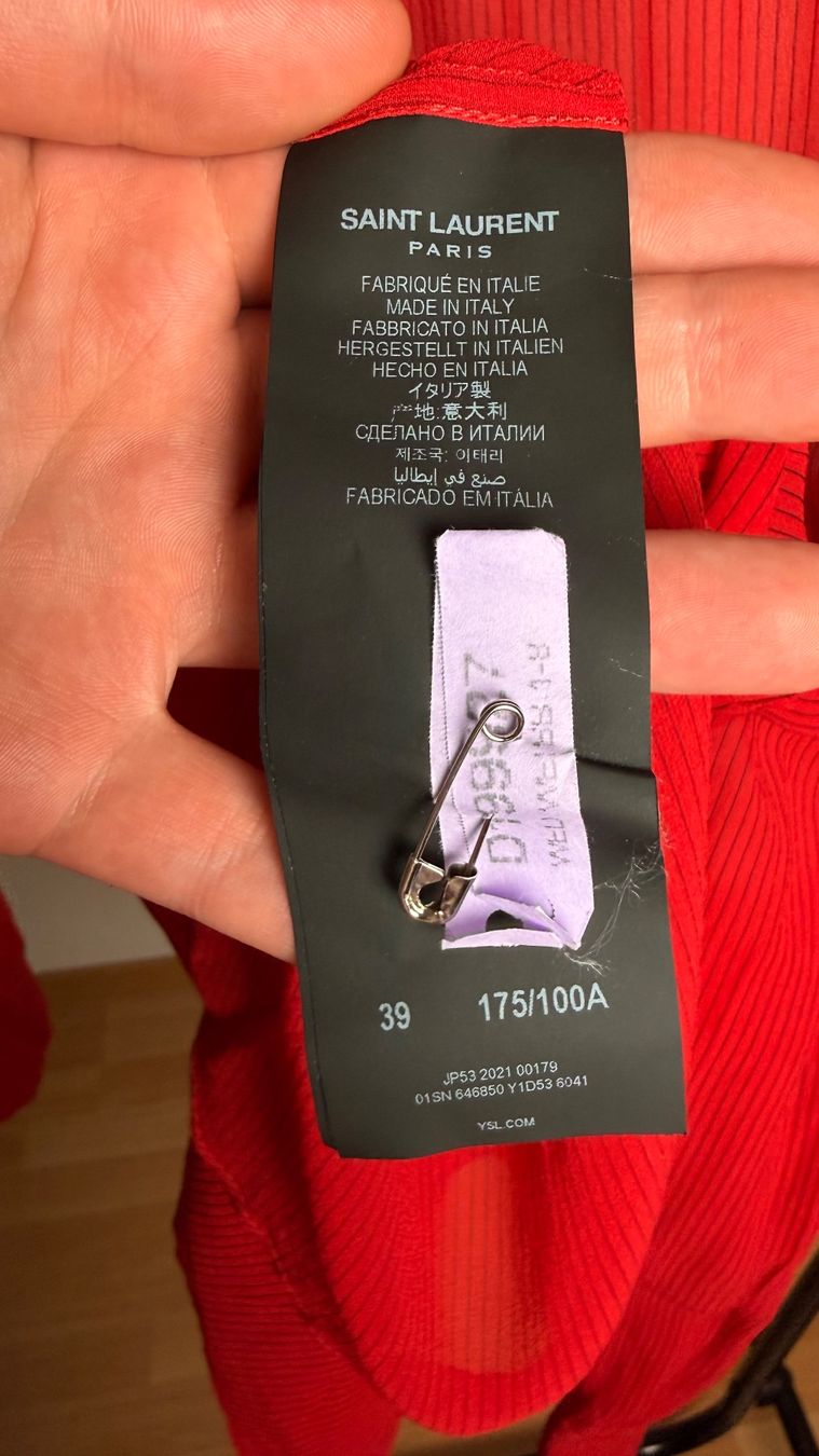 Saint Laurent Blusen: Saint Laurent rot – Neu (gemäss Beschreibung) aus Burgdorf von ime_f9f6 4