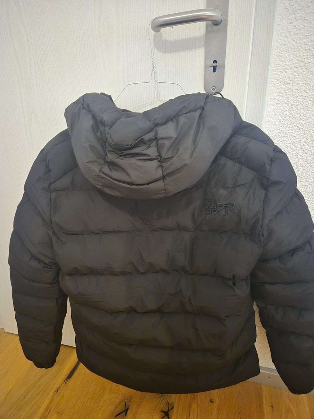 Superdry Giacche: Superdry Winterjacke – Usato da Hunzenschwil venduto da fxlvxl 2