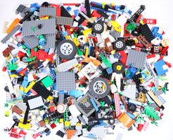1.5 kg. Legoteile mit Minifiguren