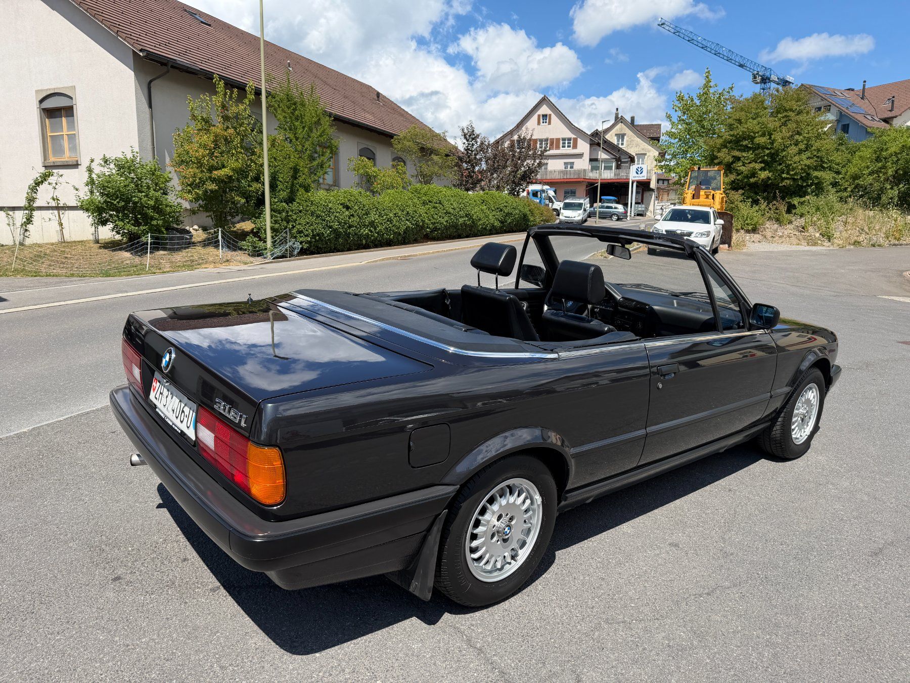 BMW Automobili: GEPFLEGTES 318i CABRIO MIT VERTERANENSTATUS – Usato da Richterswil venduto da 723738 2