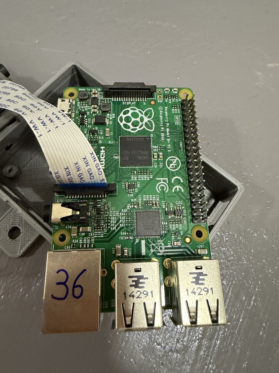 Raspberry Pi PC: Raspberry Pi Model B+ mit Kamera und SD Karte gebraucht – Usato da Abtwil AG venduto da be5pc