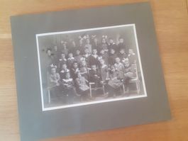 SCHWIIZER SCHUEL DAZUMAL - LEHRERI mit KLASS - TRAMELAN