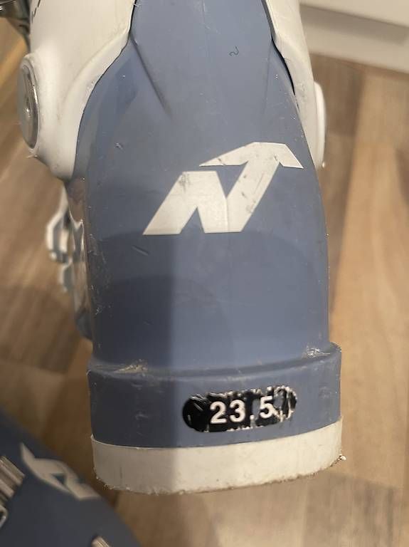 Herrenschuhe: NORDICA Skischuhe 23.5 | Speedmachine J3 | – Gebraucht aus Therwil von Bridges 3