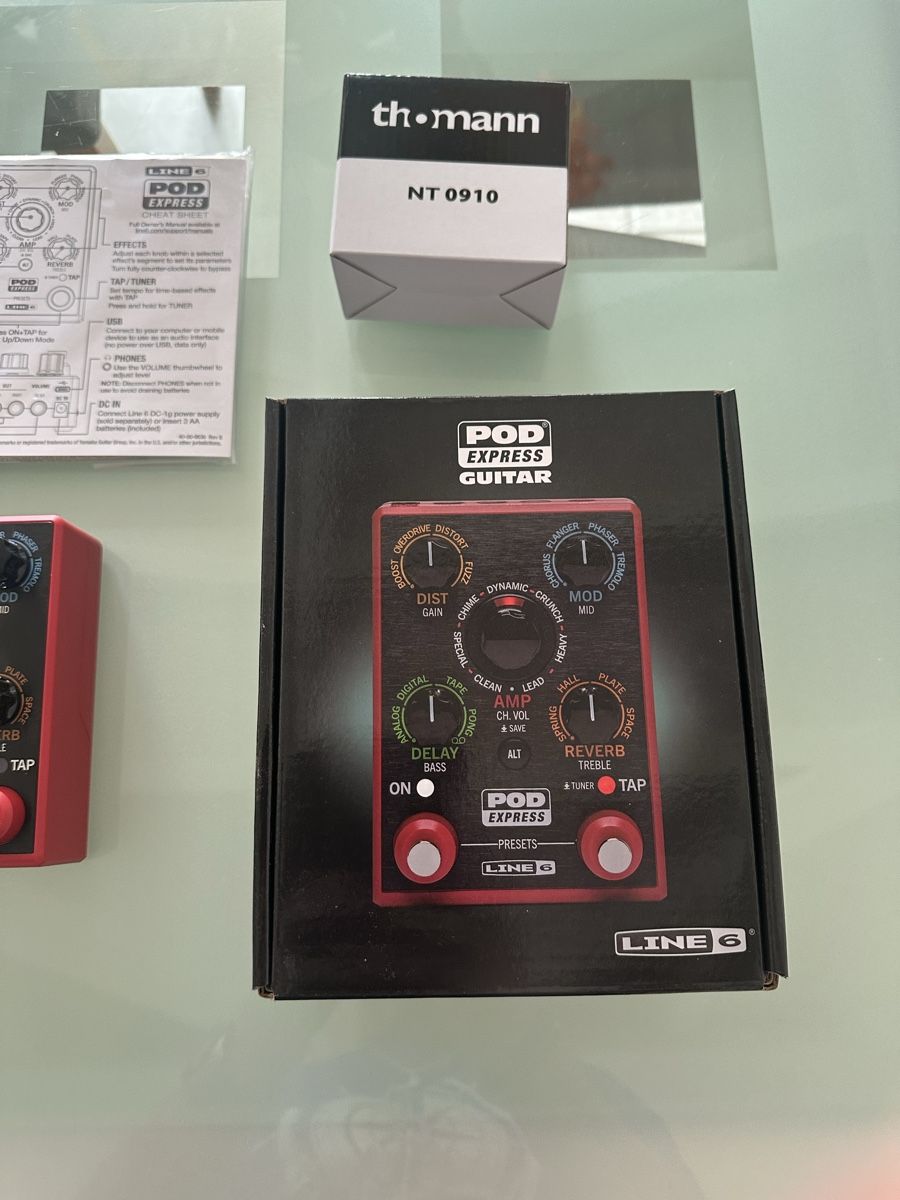 Line 6 Strumenti musicali: Line 6 POD Express Gitarren Bodeneffekte Neu – Nuovo e nell'imballaggio originale da Watt venduto da Gini120 1