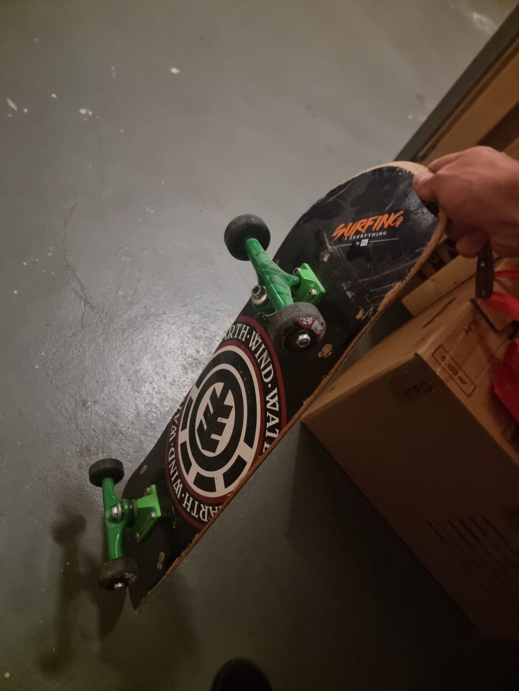 Element Skateboards: Skateboard Element – Usato da Granges-Paccot venduto da Im2Fresh4You