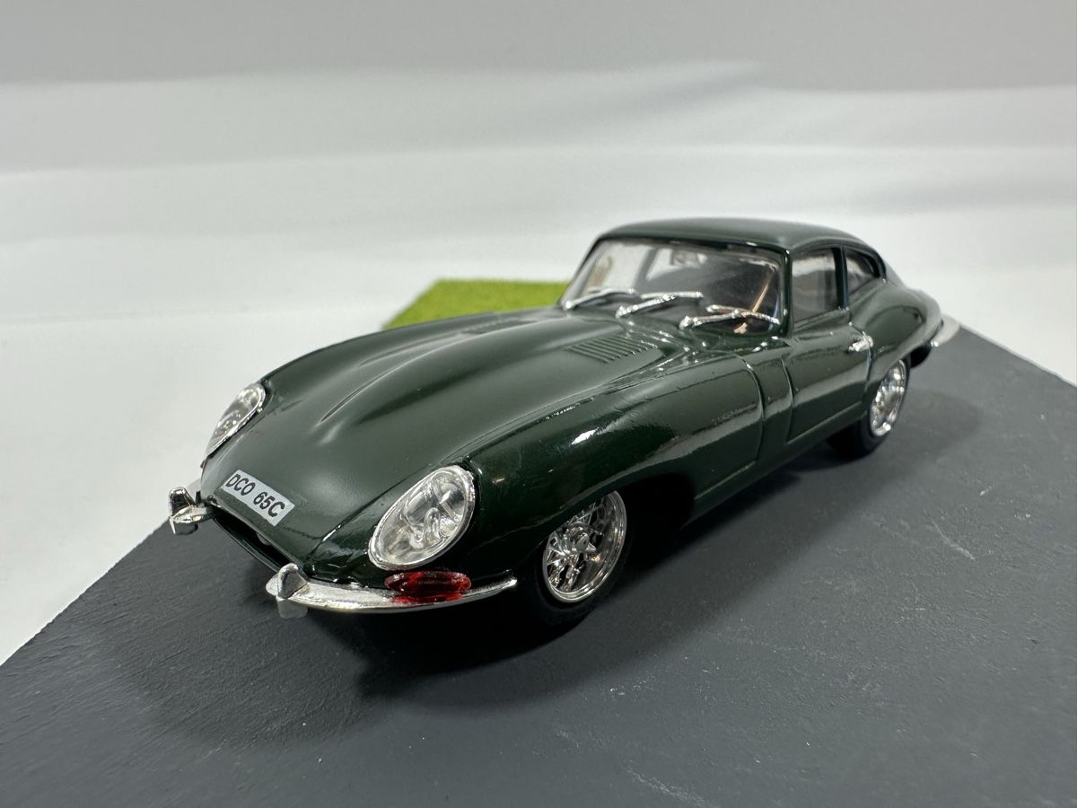 Jaguar Modellautos: Jaguar E Type 1:43, grün, wie Neu, MODEL BOX – Neu (gemäss Beschreibung) aus Zofingen von rf9_x2xt