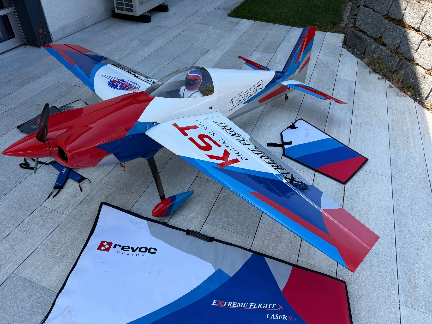 RC Kits de montage: Extreme Flight Laser 104" V2 – D'occasion à Dietlikon par Simi_flury 1