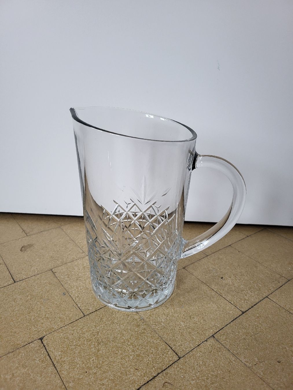 Carafes: Timeless Krug – Neuf avec emballage d'origine à Zweisimmen par Adorable 6