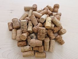 Weinkorken Sammlung: Kreatives Bastelmaterial! (55 )