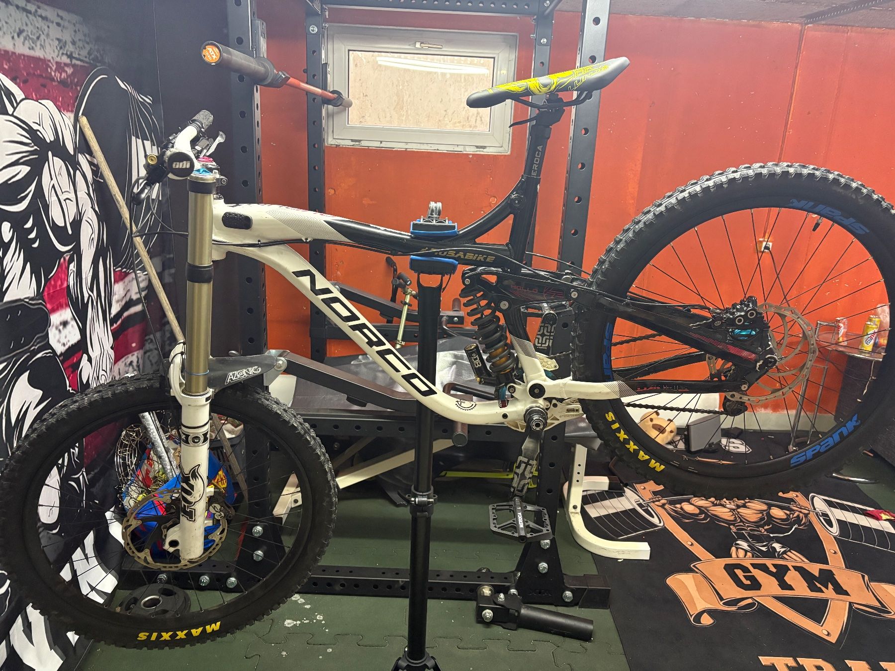 Norco Biciclette: Norco Aurum Downhill Fully – Usato da Münchwilen TG venduto da VeniceBeach02