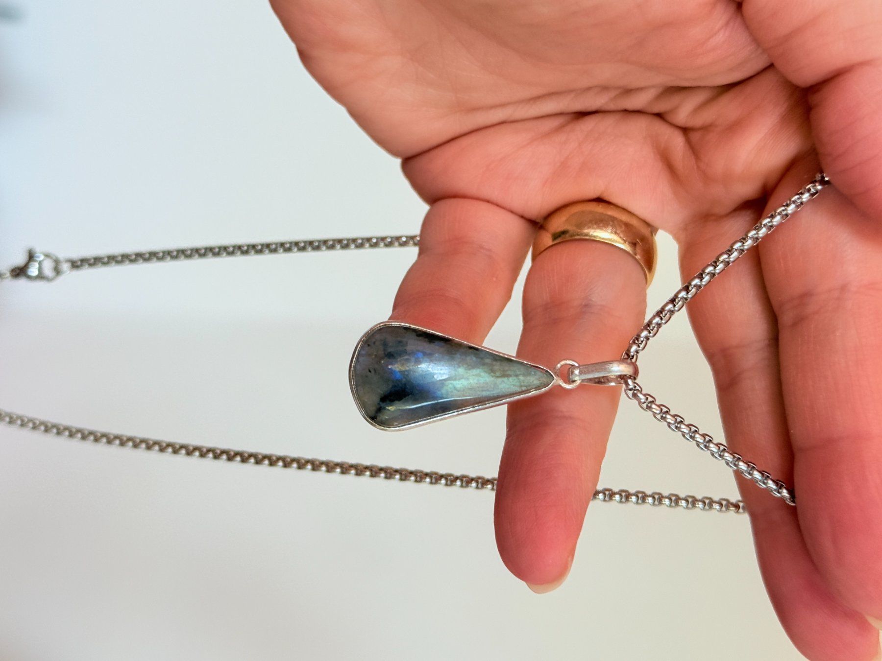 Ketten: Collier labradorite, élégant et tendance ✨ – Neu und originalverpackt aus Genève von AWWA 2