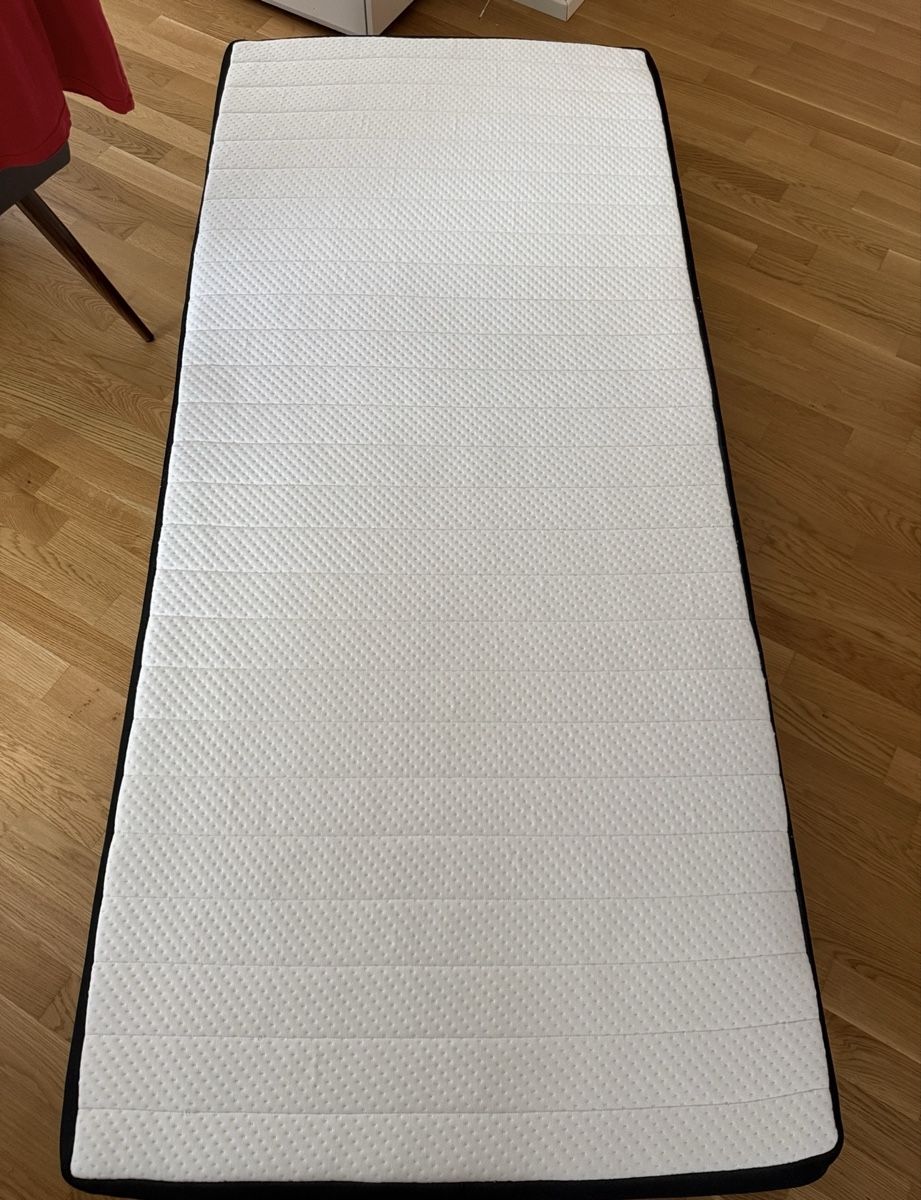 Betten: Kinderhausbett – Gebraucht aus Hedingen von S.Alic01 4