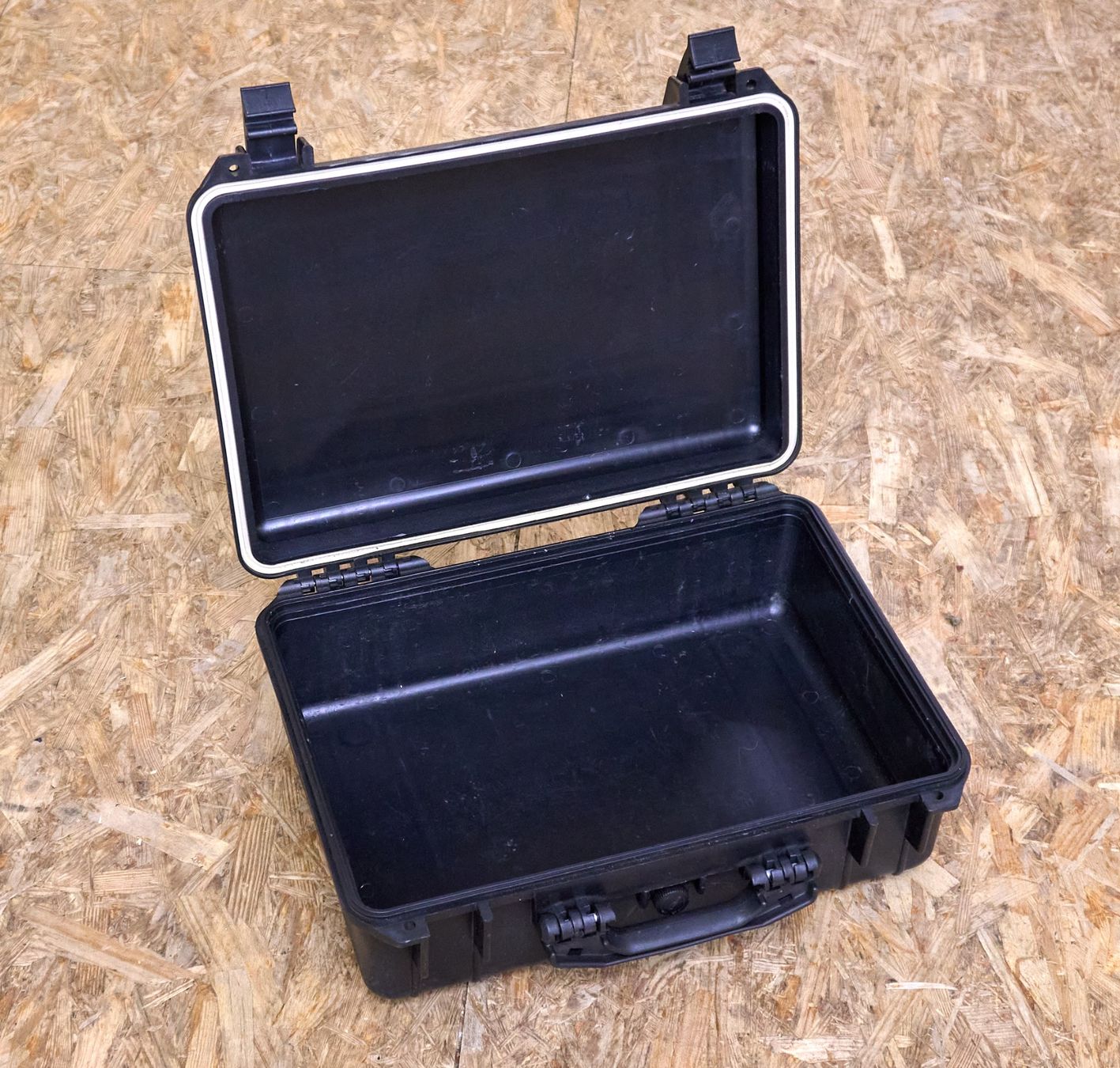 Reisekoffer: Koffer, Flightcase - Wasser- und Staubdicht – Gebraucht aus Aarau von Bigbenmusic 3