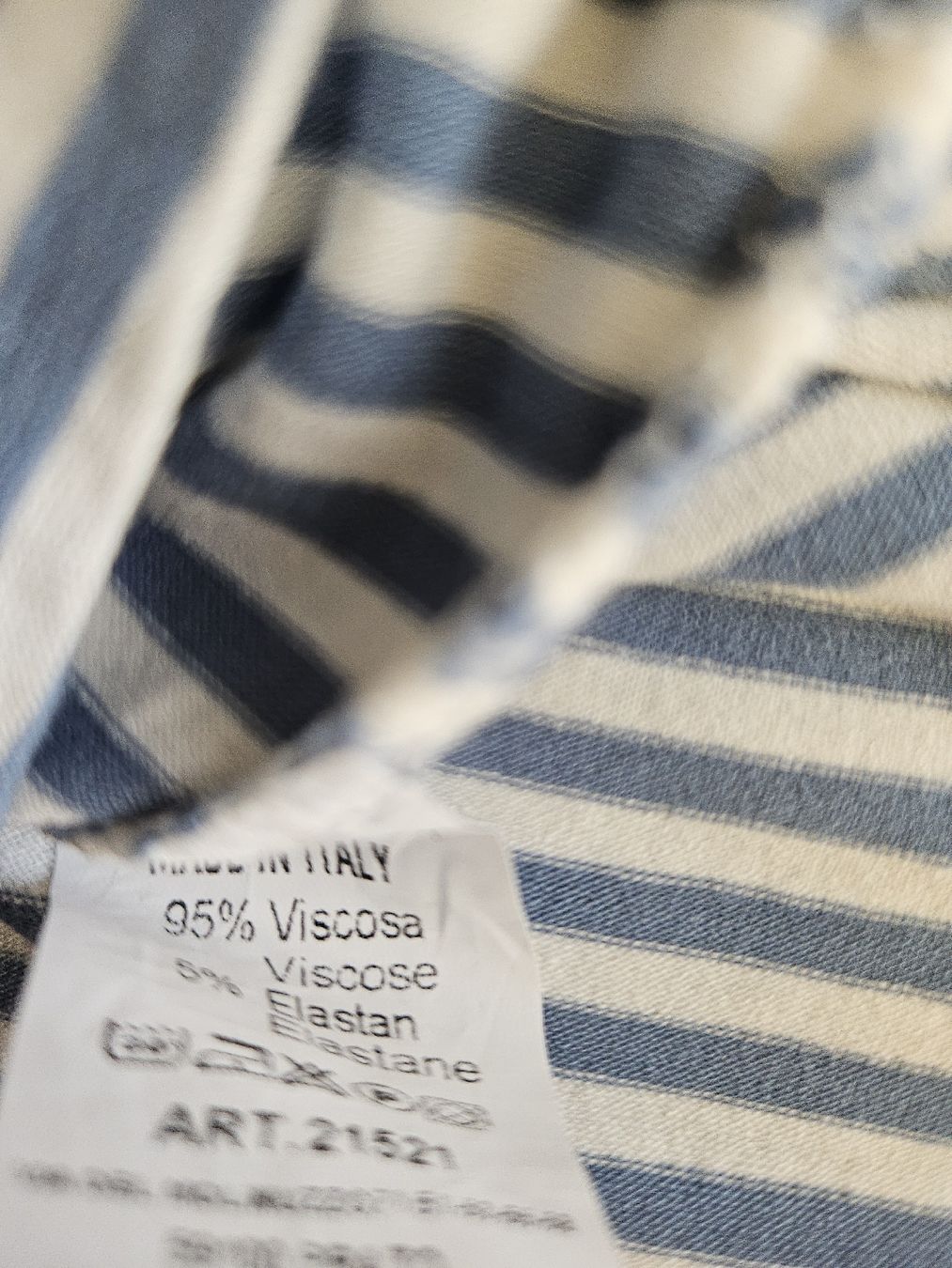 T-shirt: DOREMI Langarmshirt gestreift weiss/blau Grösse S  – Usato da Urdorf venduto da Colina 3