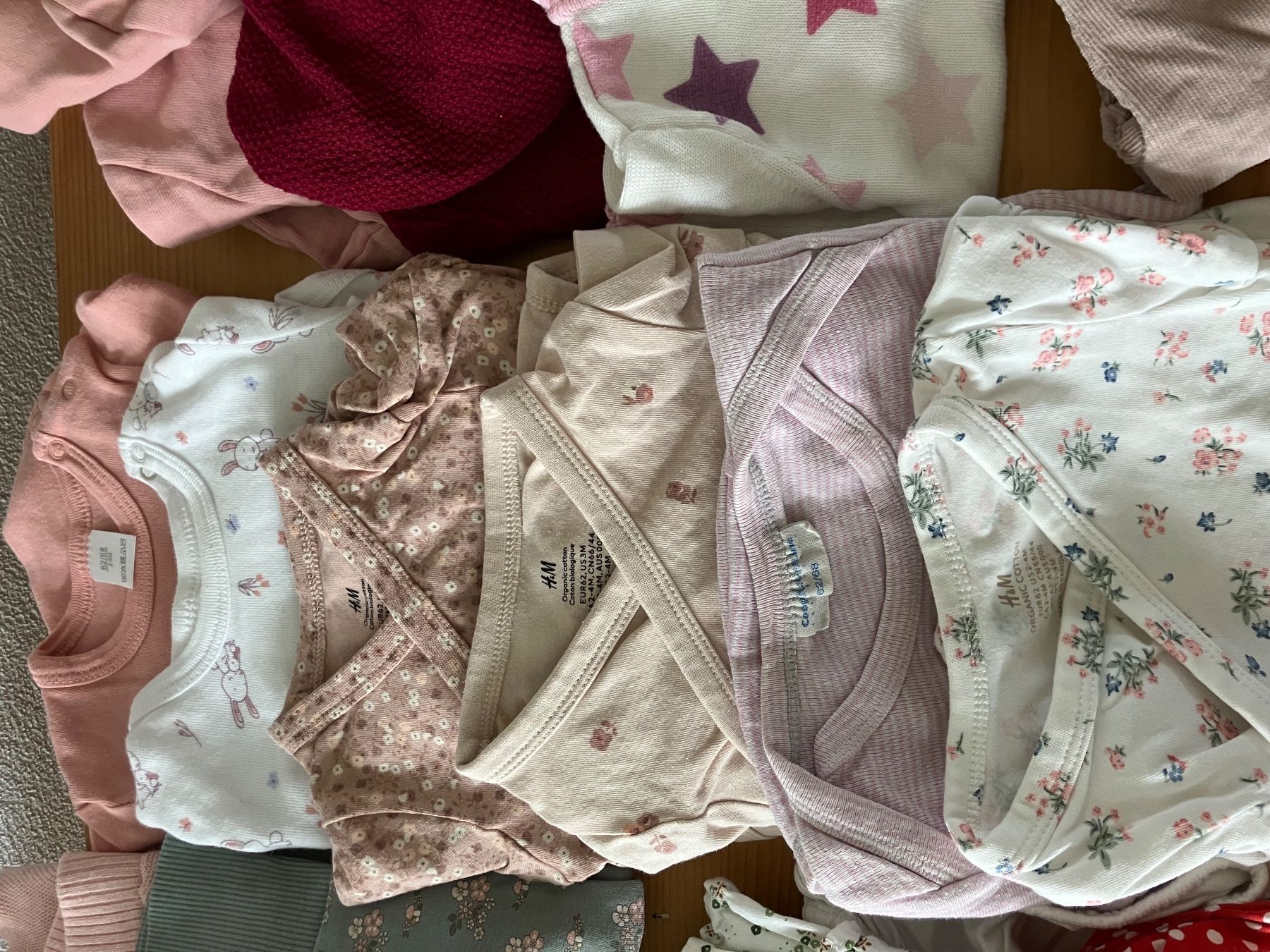 Lotti & Set di vestiti: Mädchenset 62 (23-teilig) – Usato da Chur venduto da steffeli04 3