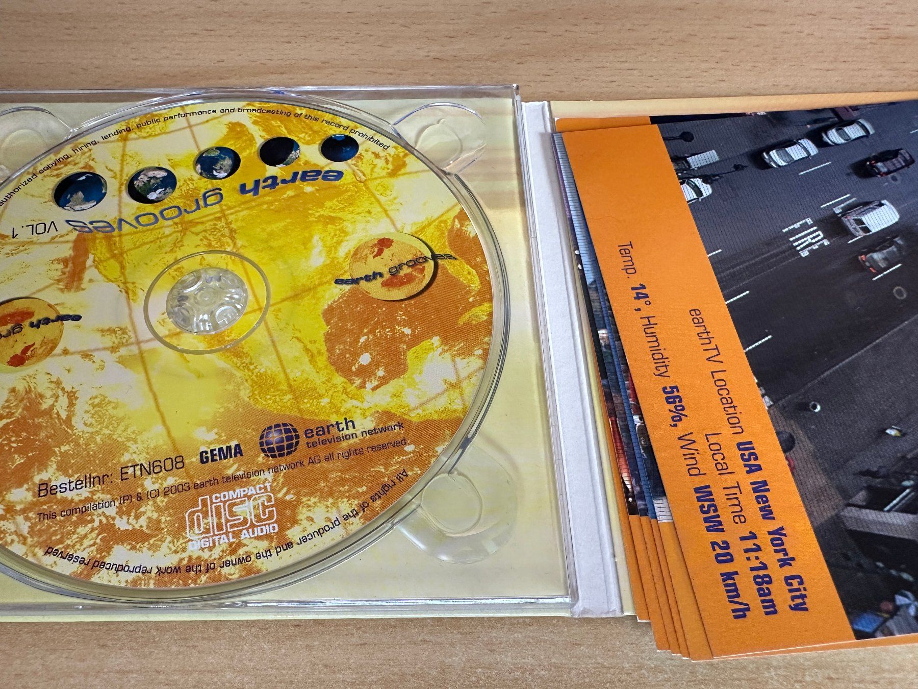 CD: Various – Earth Grooves Vol. 1 – Usato da Rikon im Tösstal venduto da Alpenmutz 2
