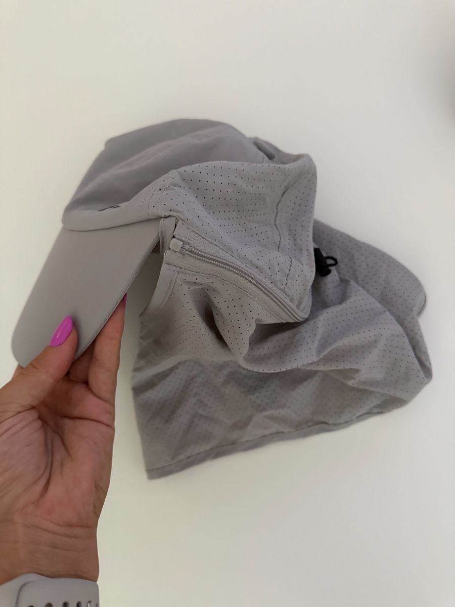 Altro in  Abbigliamento & Accessori: Cap with neck protection grey one size new – Nuovo e nell'imballaggio originale da Gränichen venduto da Domsiiiii
