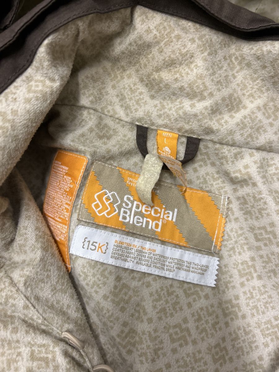 Giacche: Snowboardjacke Special Blend braun Grösse L – Usato da Bern venduto da floorball_zoro 2