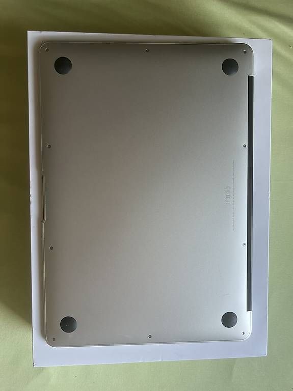 Apple Notebook: MacBook Air Laptop silber mit Originalverpackung – Usato da Fehren venduto da ronjq89 2