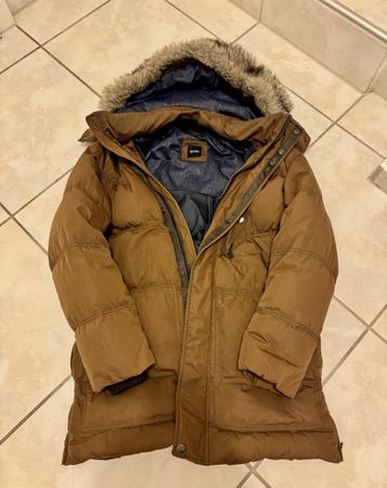 Warme Hugo Boss Daunen-Winterjacke Grösse 52 in Top Zustand!