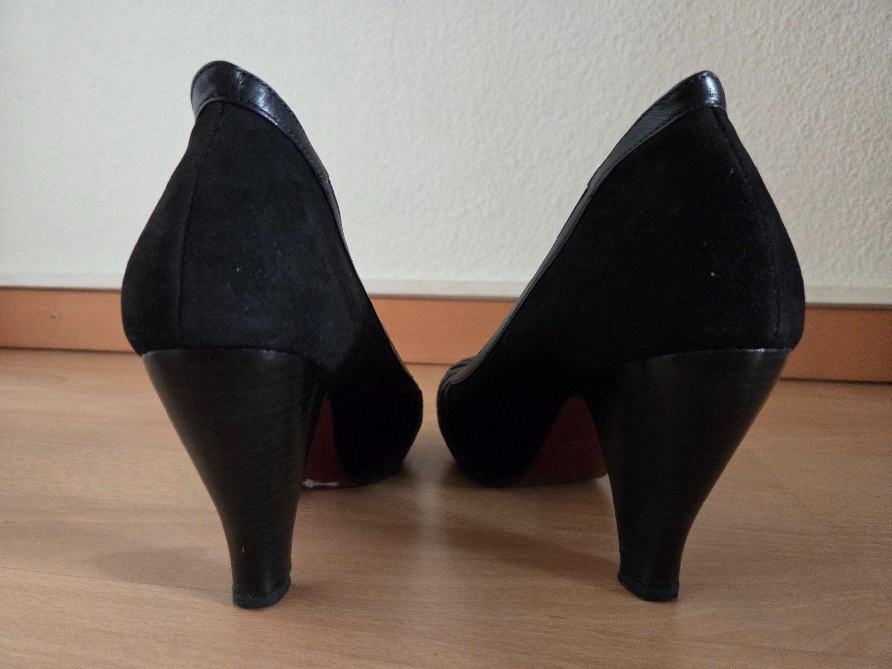 Chie Mihara Chaussures femmes: Chie Mihara Pumps Gr. 37 – D'occasion à Zürich par kat_7wq2 3