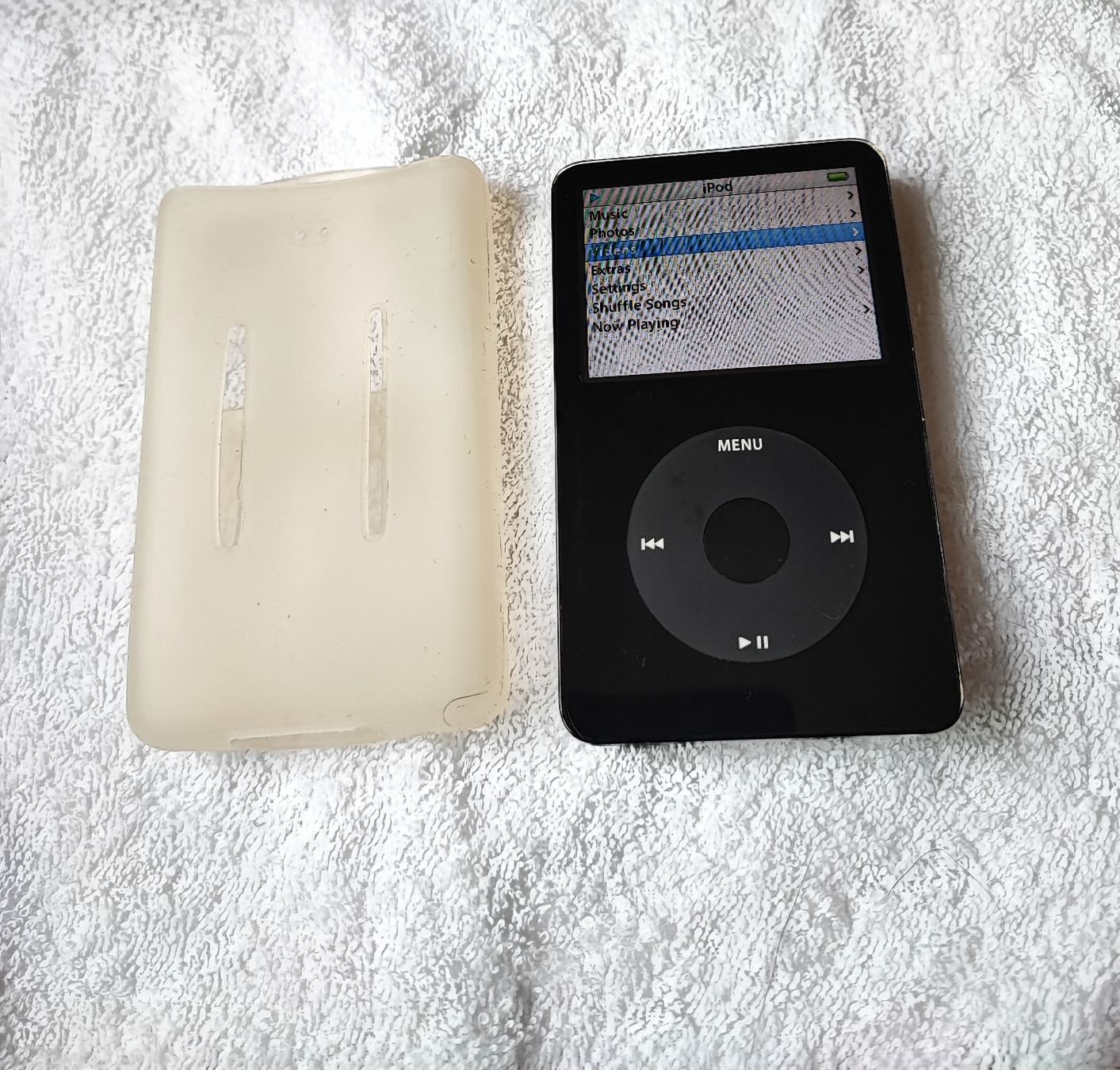 Apple Lecteur media portable: Appel iPod Classic 5Gen 80GB – D'occasion à Zollikofen par zar_j67f 7