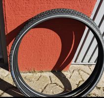 Pneu Schwalbe Winter Plus 28 pouces - Sécurité hivernale!