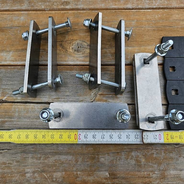 Wandhalterungen: Dachzelt Befestigungskit – Gebraucht aus Olten von -Enzian- 1
