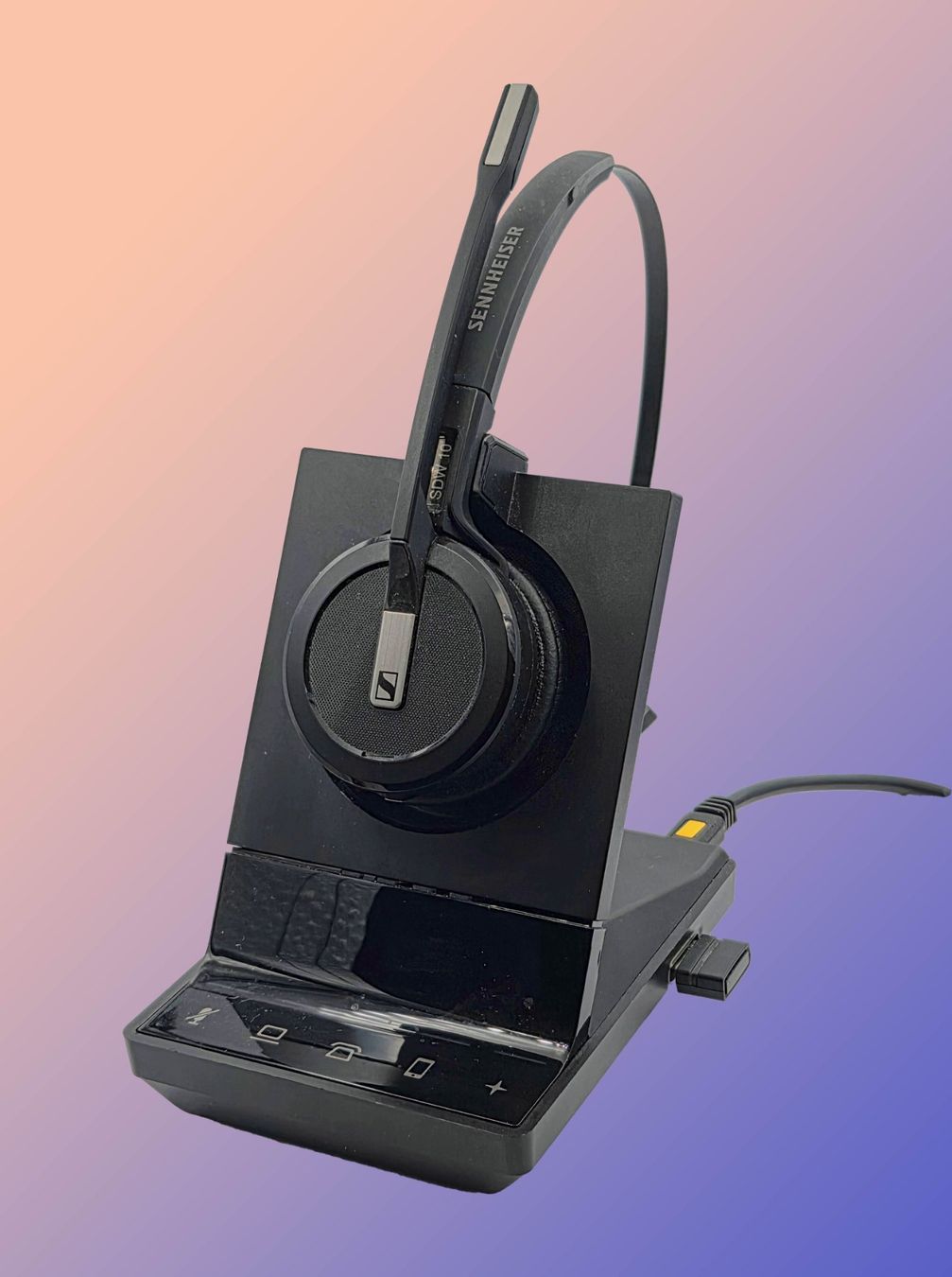 Sennheiser Cuffie: Sennheiser SDW 5 BS + SDW 10 HS + USB Dongle / DECT Headset – Usato da Kölliken venduto da Feedin