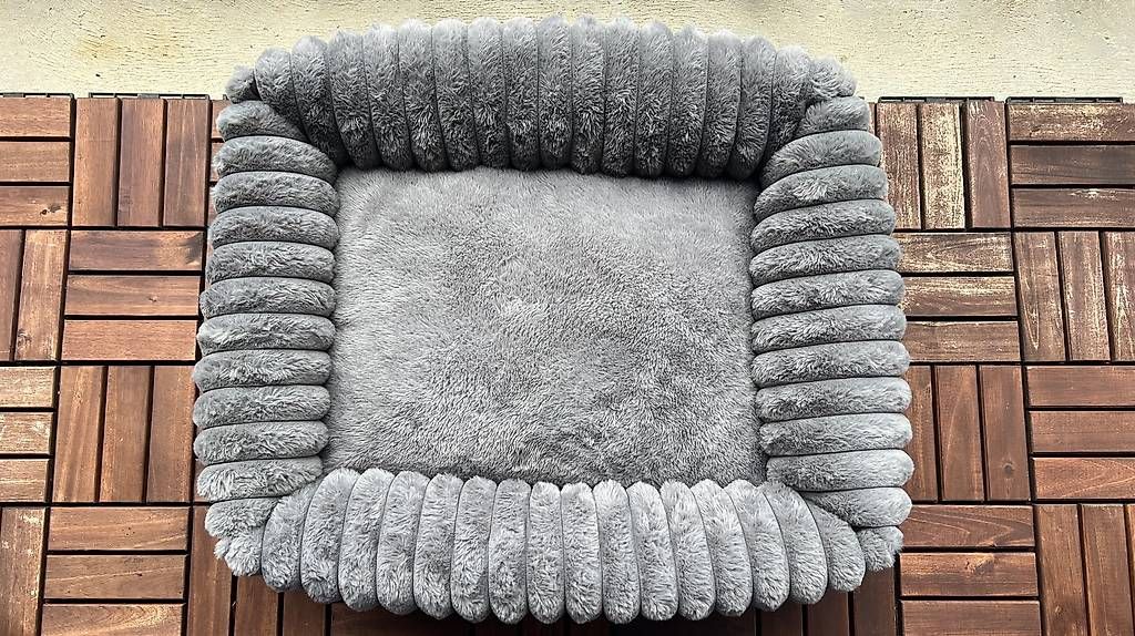 Cucce & Letti: Hundekorb / Hundebett 55x60 – Usato da Aarau Rohr venduto da jen_lw9f