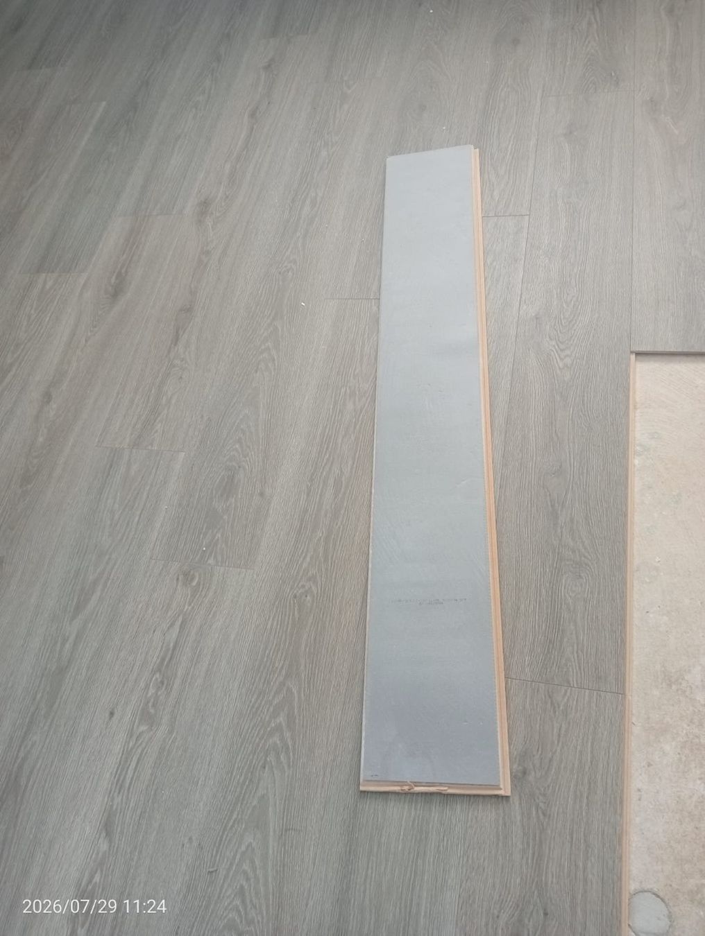 Rivestimenti per pavimenti: Laminat/Bodenbalag zu verschenken – Usato da Aathal-Seegräben venduto da Martin1818 2