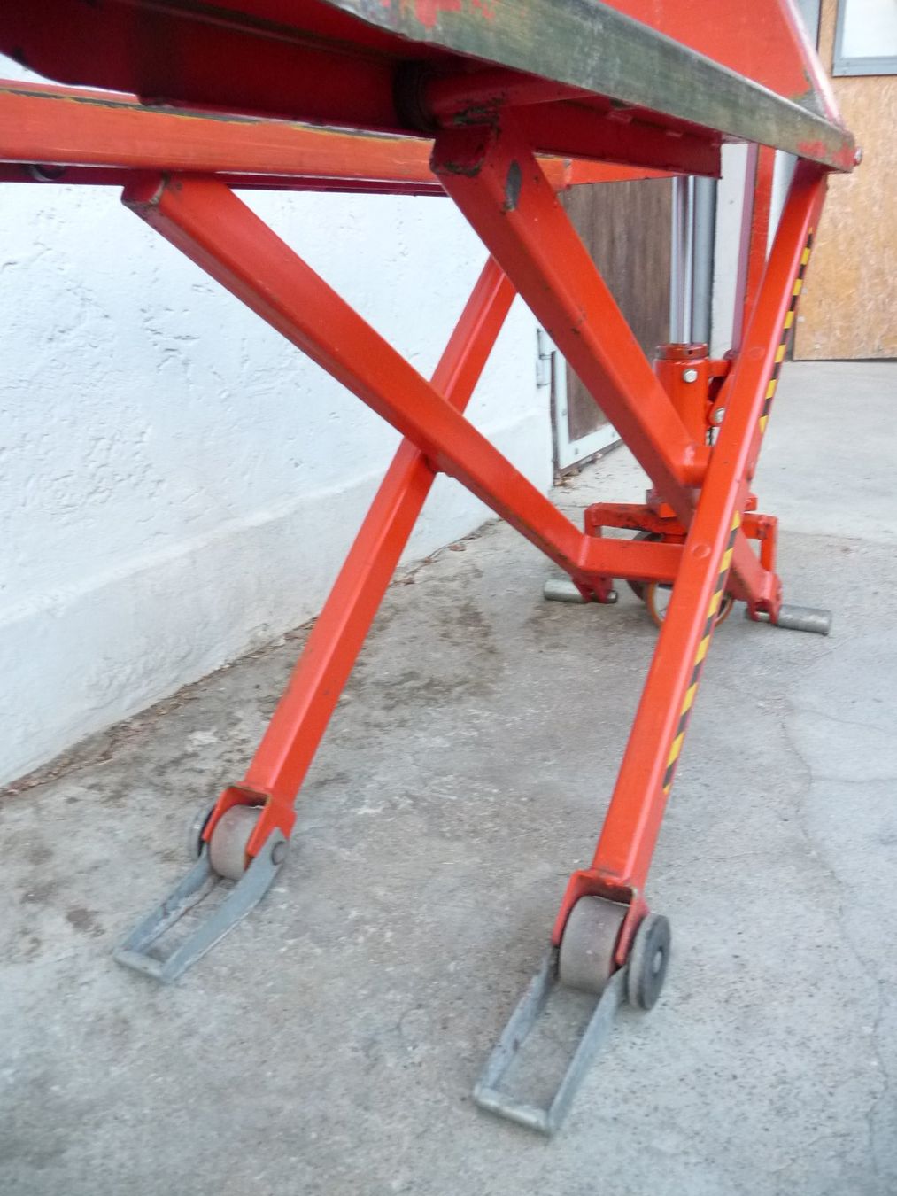 Carrelli elevatori e a forche: Scherenhubwagen – Usato da Erlen venduto da Kunifer 5