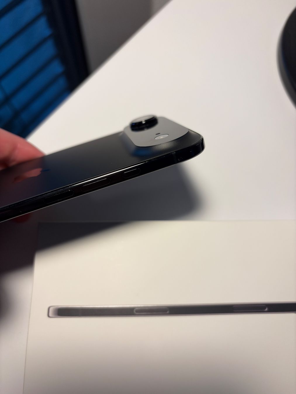 Apple Telefoni cellulari / Smartphones: iPhone Air - 256GB - Space Black - Neuwertig – Nuovo (secondo la descrizione) da Aarburg venduto da HeXXeN 3