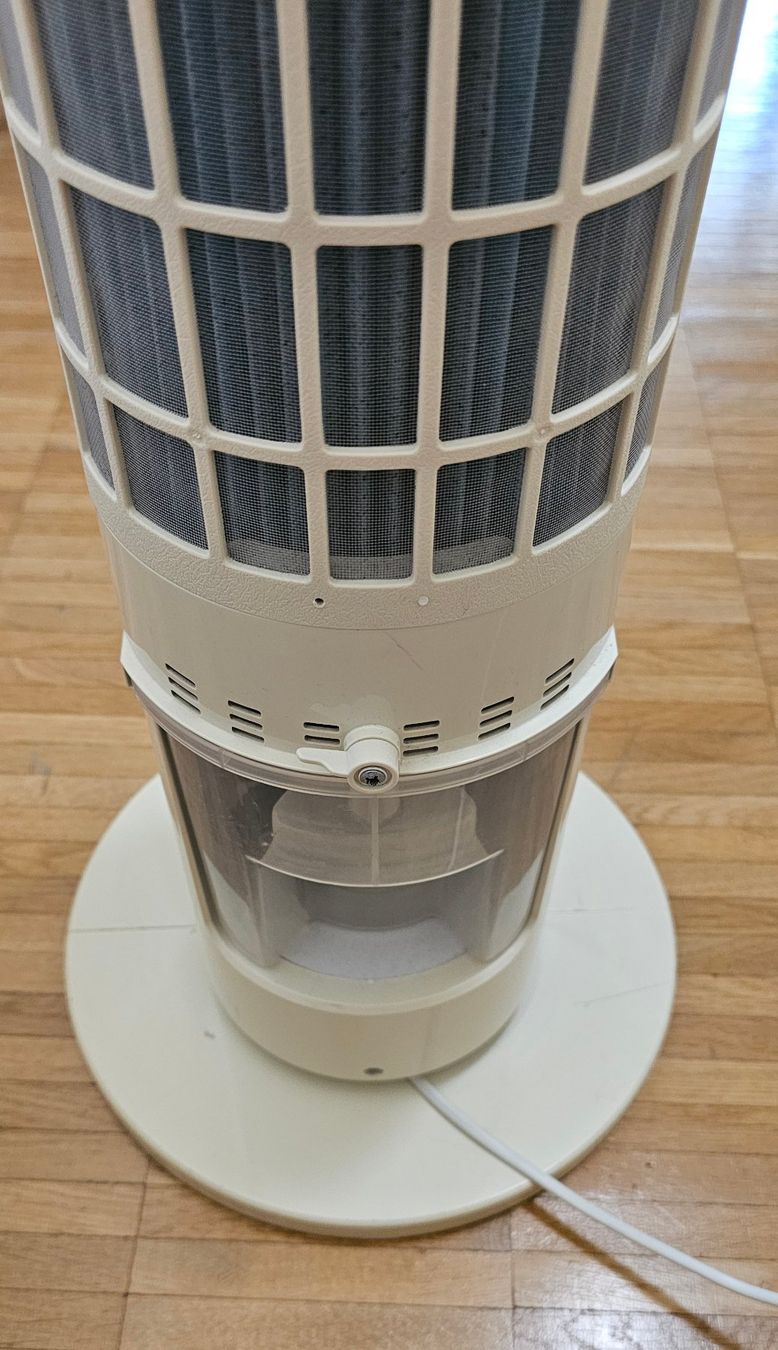 König Ventilatoren: KOENIG - Turm Ventilator mit Wassertank – Gebraucht aus Arni AG von StrohhutG 2