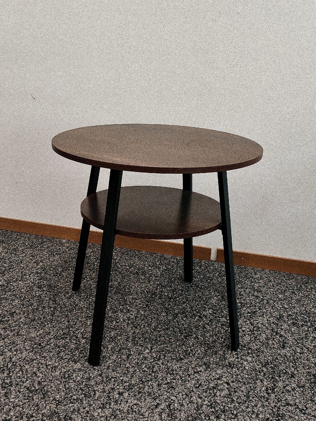 Tavoli: neben Tisch Coffee Wohnzimmer Nussbaum optik – Usato da Zürich venduto da sam_d7yr