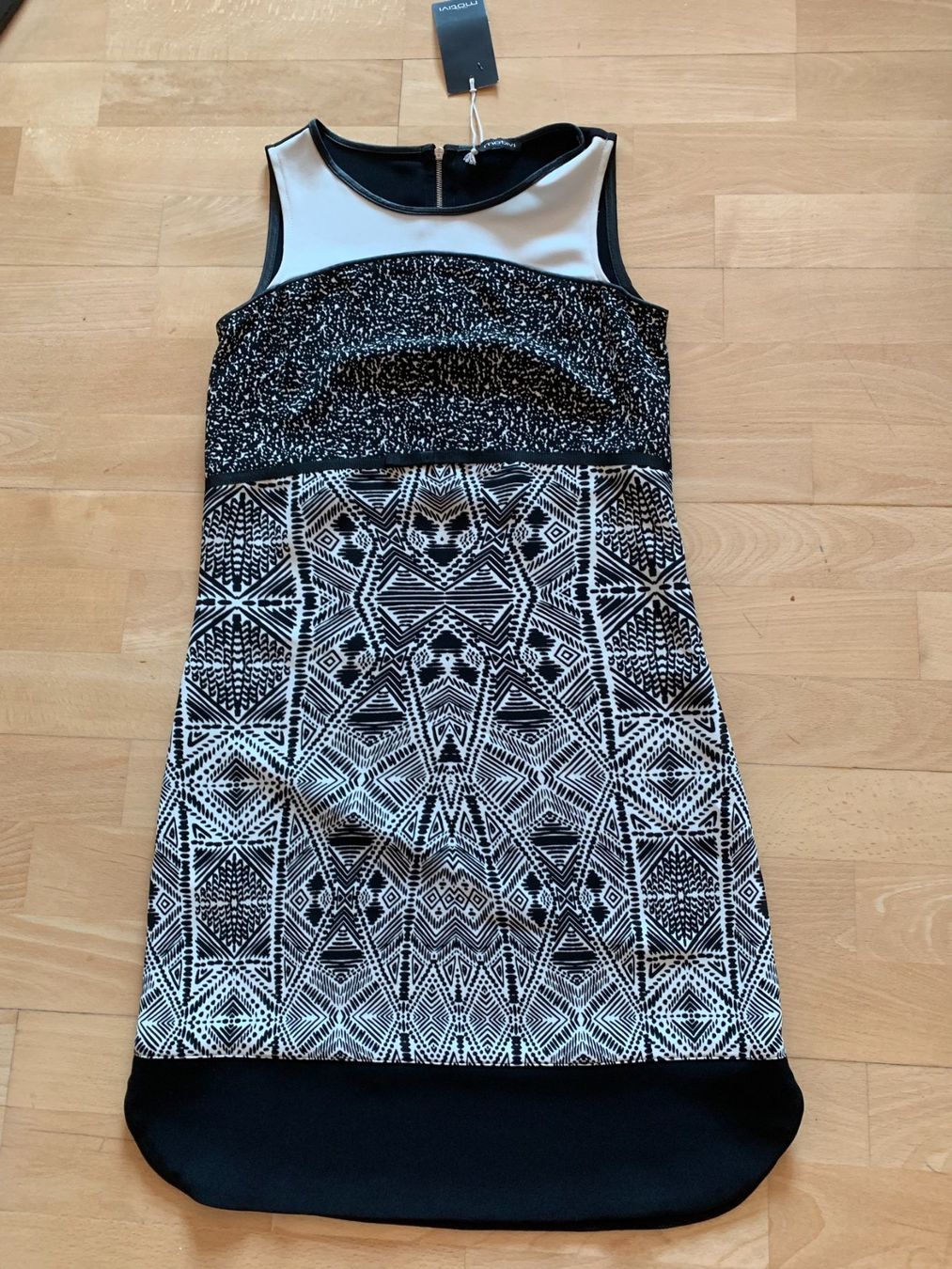 Kleider: mötivi Damen Kleid, Gr. 30, NEU – Neu und originalverpackt aus Worb von farben20zauber