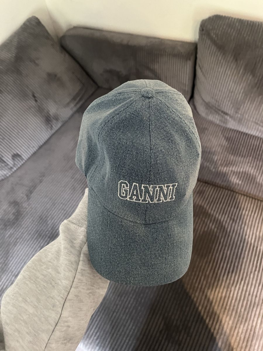 Ganni Copricapi, berretti & cappellini: ganni cap – Nuovo (secondo la descrizione) da Zürich venduto da ssoopphhiiaa 1