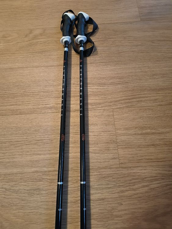 Bastoncini da sci: Skistöcke 125cm Neuwertig – Nuovo (secondo la descrizione) da Thun venduto da soundwg 1